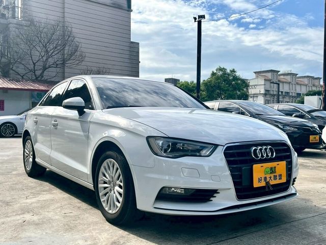 AUDI奧迪 A3 SEDAN  第3張相片