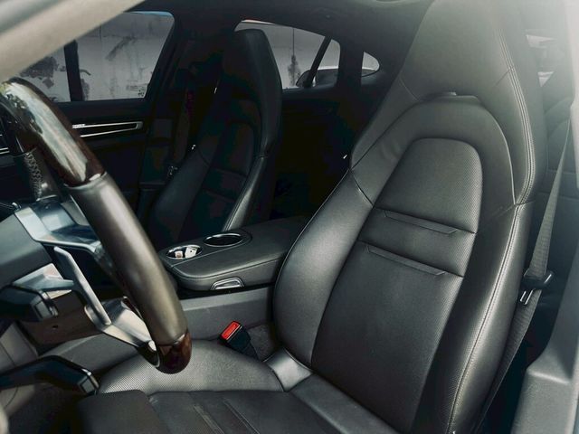 PORSCHE保時捷 PANAMERA  第8張相片