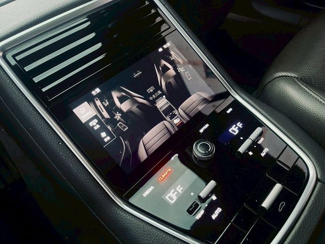 PORSCHE保時捷 PANAMERA  第15張相片