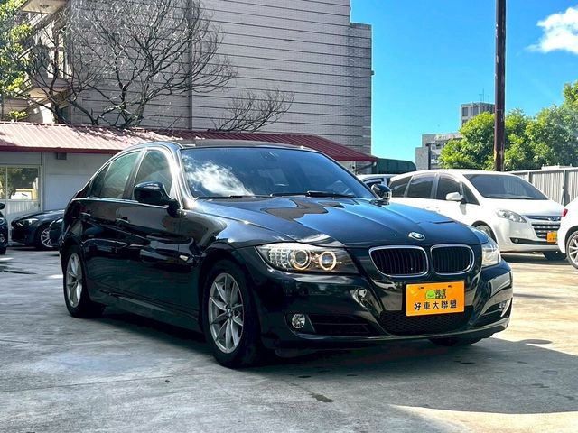 BMW寶馬 320I LCI  第3張相片