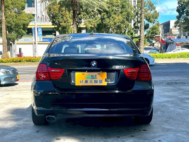 BMW寶馬 320I LCI  第6張相片