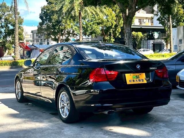 BMW寶馬 320I LCI  第7張相片