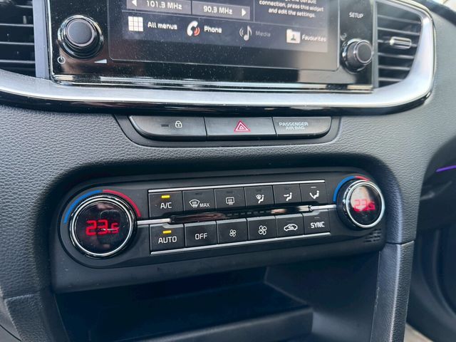 KIA起亞 CEED  第11張相片