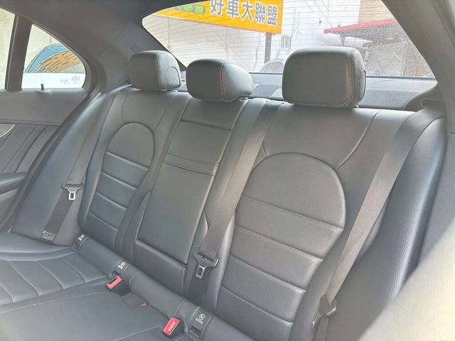 M-BENZ賓士 C300  第9張相片