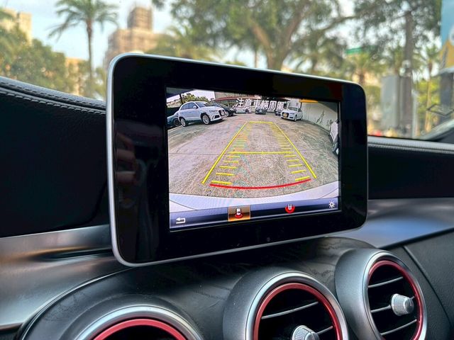 M-BENZ賓士 C300  第10張相片