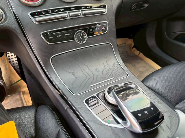 M-BENZ賓士 C300  第11張相片