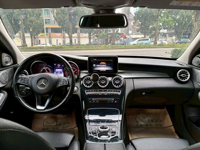 M-BENZ賓士 C200  第6張相片