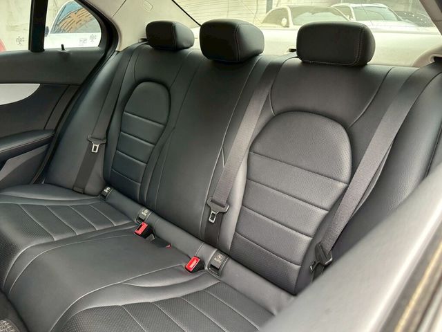 M-BENZ賓士 C200  第9張相片
