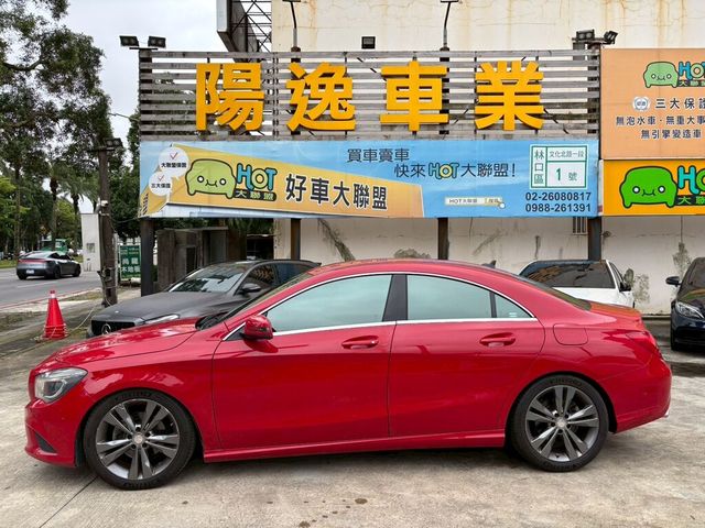 M-BENZ賓士 CLA200  第3張相片