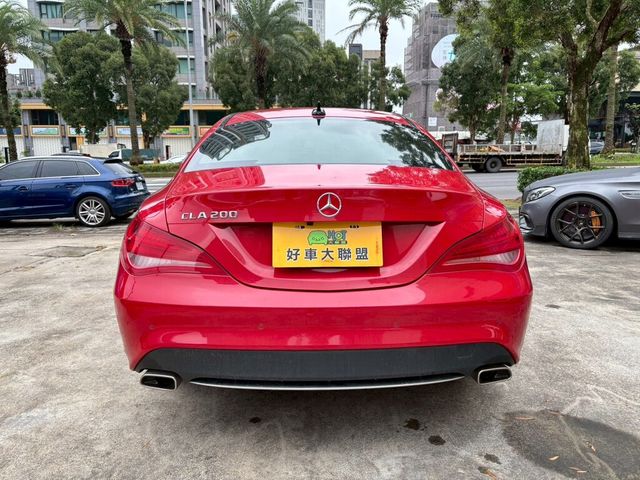 M-BENZ賓士 CLA200  第5張相片