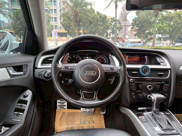 AUDI奧迪 A4 AVANT  第7張相片