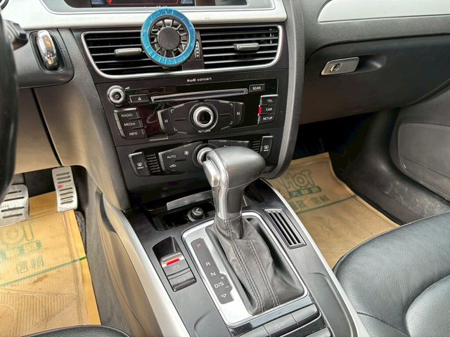 AUDI奧迪 A4 AVANT  第11張相片