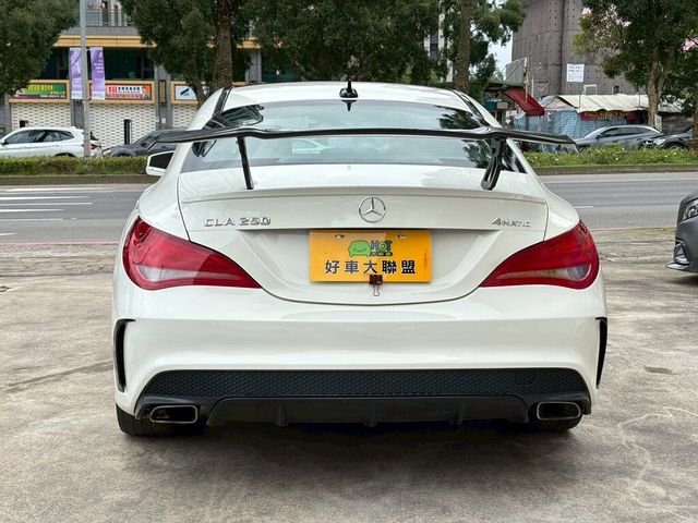 M-BENZ賓士 CLA250  第4張相片