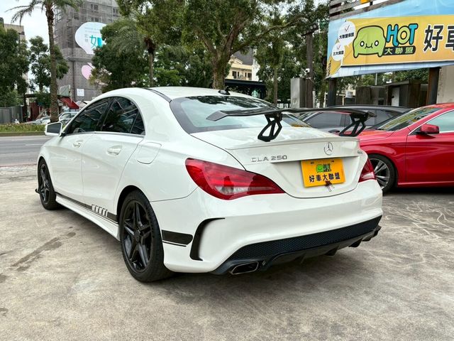 M-BENZ賓士 CLA250  第5張相片