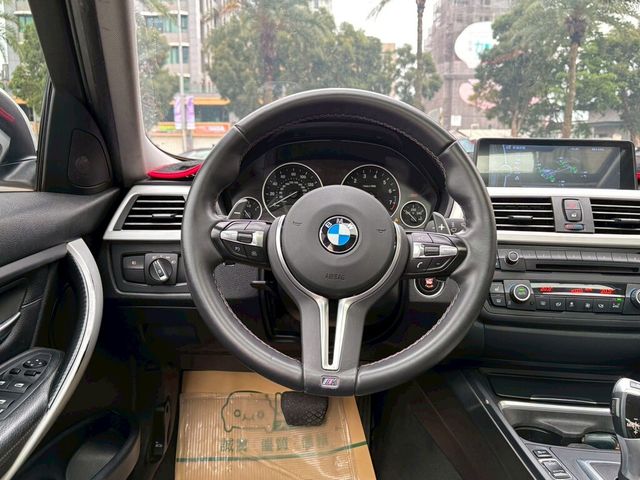 BMW寶馬 328I  第7張相片