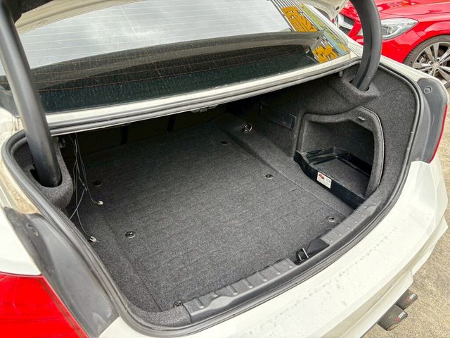 BMW寶馬 328I  第14張相片