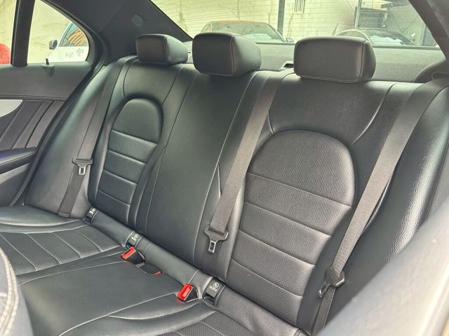 M-BENZ賓士 C250  第9張相片