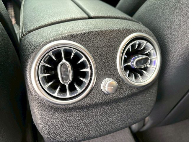 M-BENZ賓士 C250  第14張相片