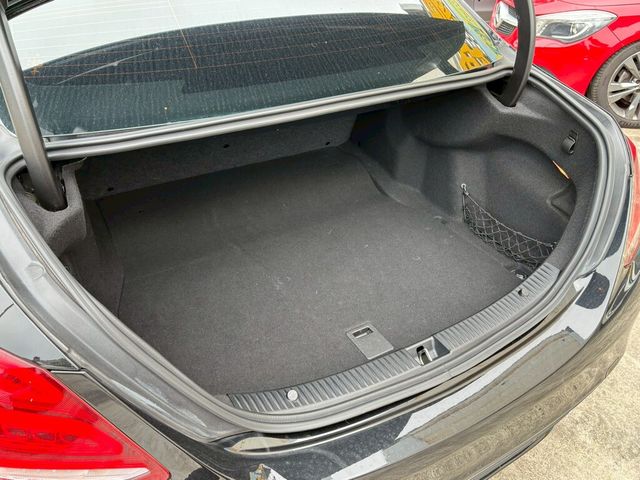 M-BENZ賓士 C250  第16張相片