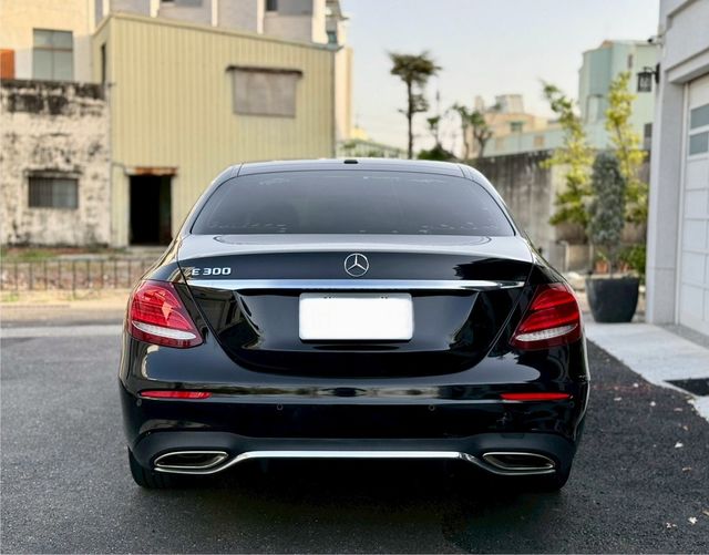 M-BENZ賓士 E300  第3張相片