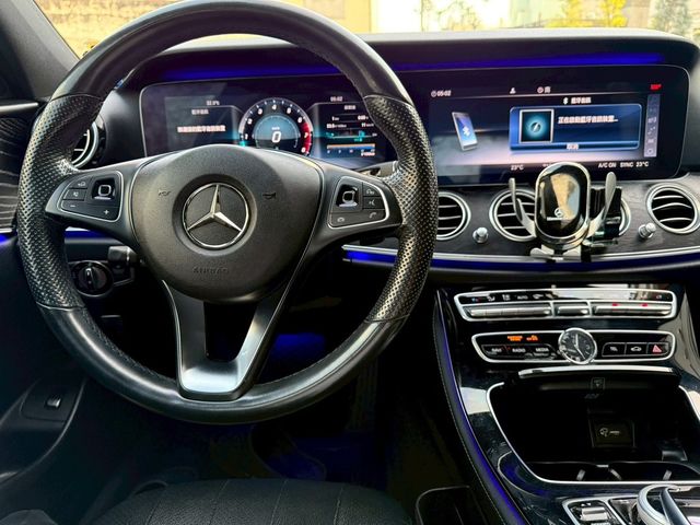 M-BENZ賓士 E300  第5張相片