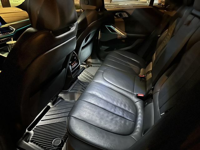 BMW寶馬 X6 XDRIVE40I  第8張相片