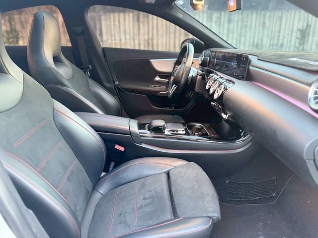 M-BENZ賓士 CLA250  第9張相片