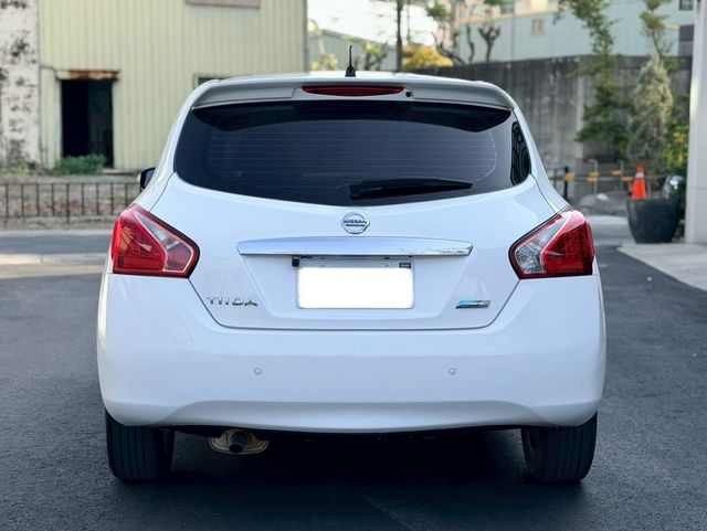 NISSAN日產 TIIDA  第4張相片