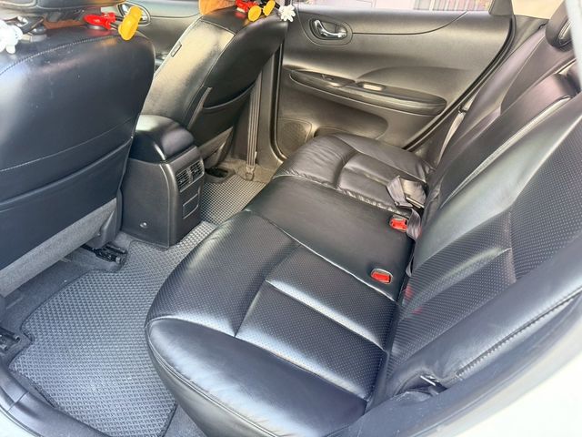 NISSAN日產 TIIDA  第7張相片