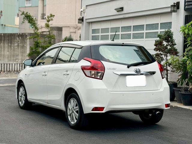 TOYOTA豐田 YARIS  第2張相片