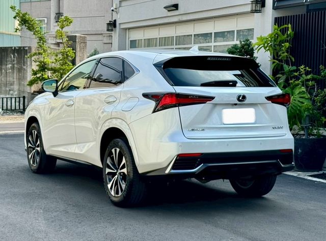 LEXUS凌志 NX200  第2張相片
