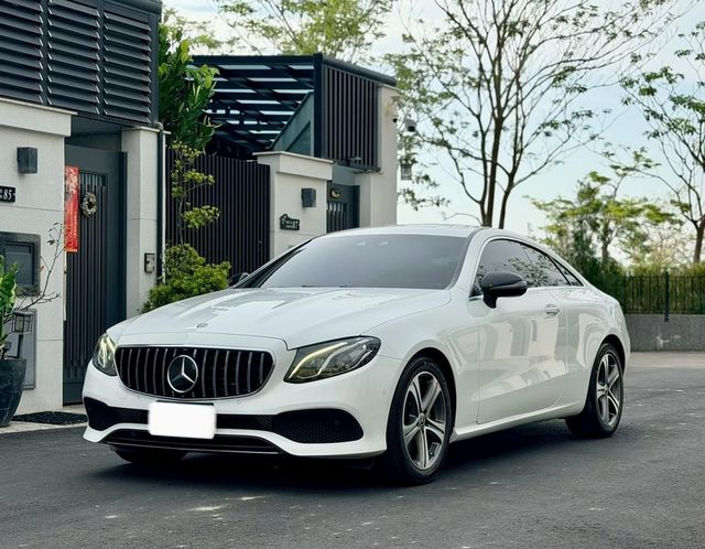 M-BENZ賓士 E200  第1張相片