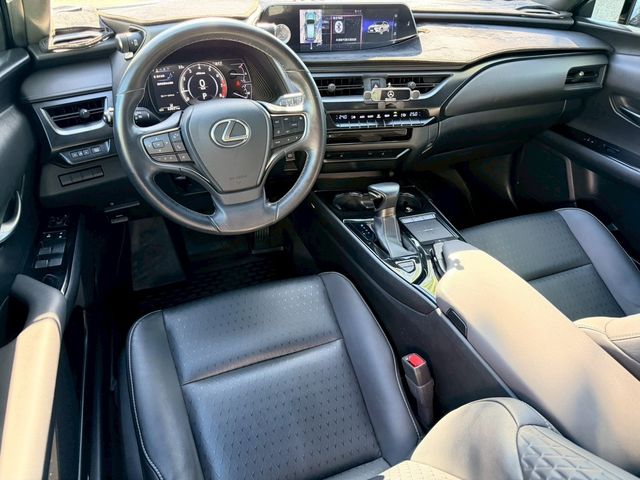 LEXUS凌志 UX200  第5張相片