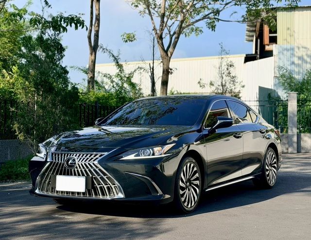 LEXUS凌志 ES200  第1張相片