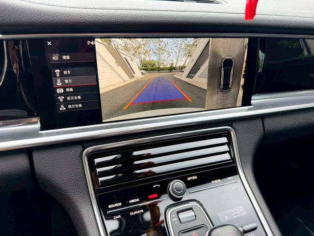 PORSCHE保時捷 PANAMERA  第9張相片