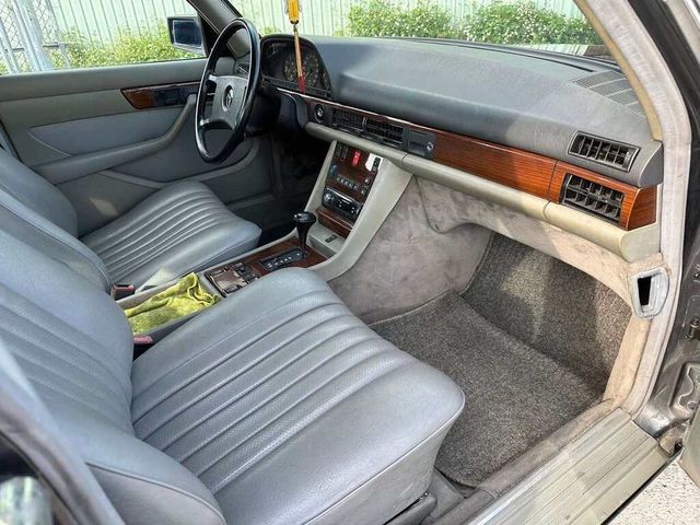M-BENZ賓士 300SEL  第7張相片