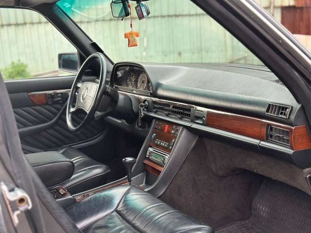 M-BENZ賓士 300SEL  第7張相片