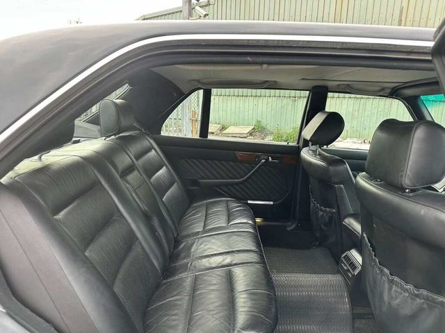 M-BENZ賓士 300SEL  第9張相片