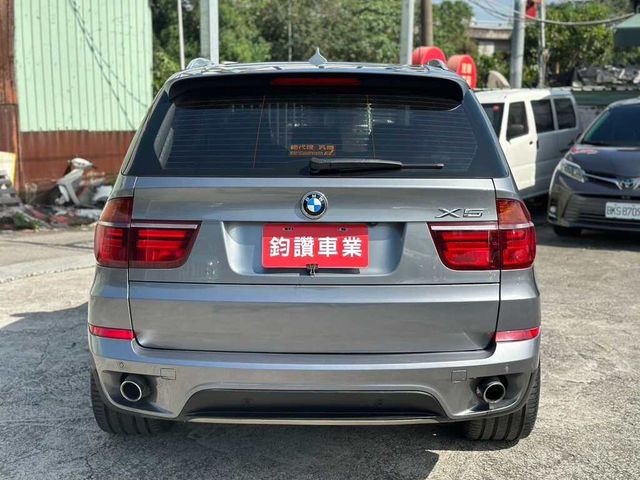 BMW寶馬 X5 XDRIVE30D  第5張相片