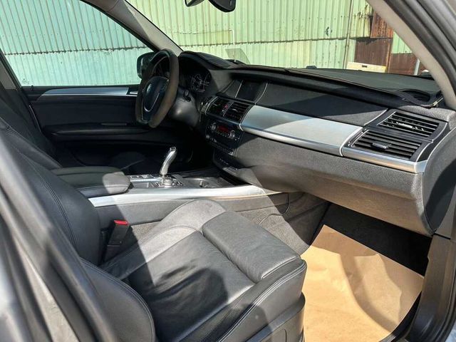 BMW寶馬 X5 XDRIVE30D  第8張相片
