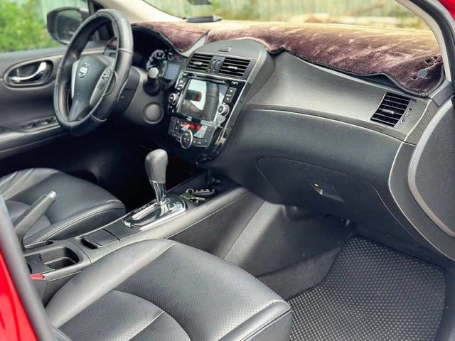 NISSAN日產 TIIDA  第13張相片