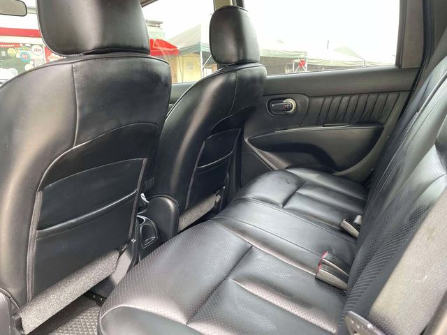 NISSAN日產 LIVINA  第17張相片
