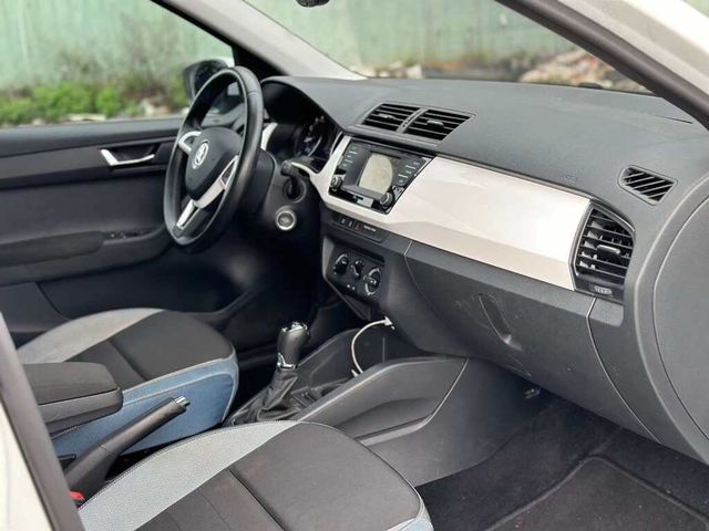 SKODA司科達 FABIA COMBI  第13張相片