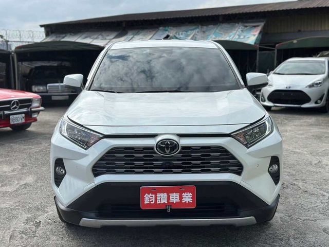 TOYOTA豐田 RAV4  第3張相片