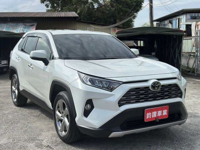 TOYOTA豐田 RAV4  第5張相片