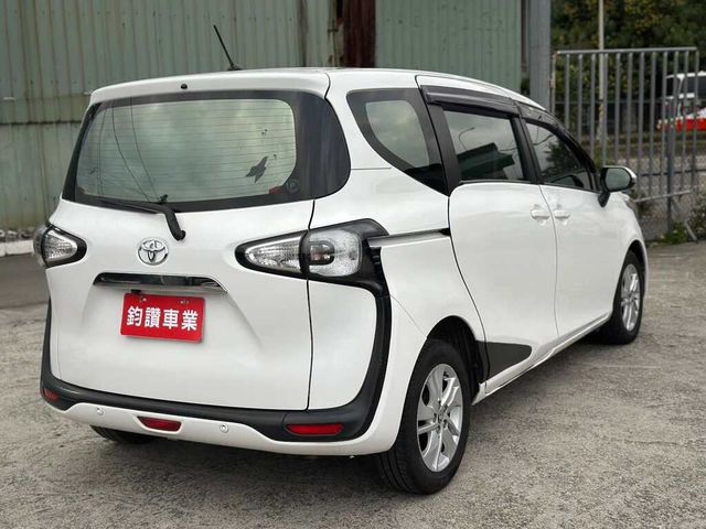 TOYOTA豐田 SIENTA  第9張相片