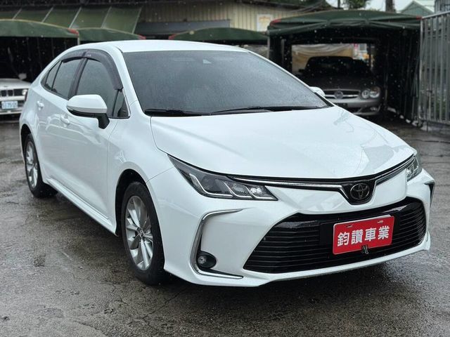 TOYOTA豐田 ALTIS  第3張相片