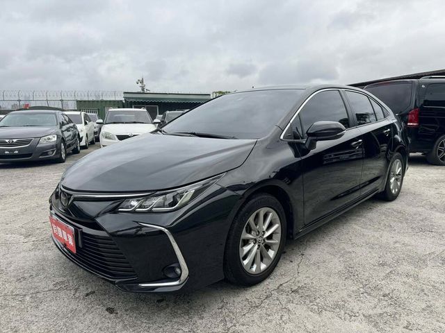 TOYOTA豐田 ALTIS  第1張相片