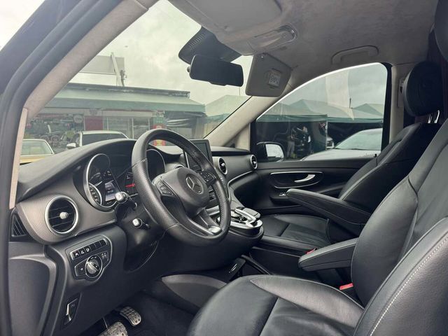 M-BENZ賓士 V250 D  第7張相片