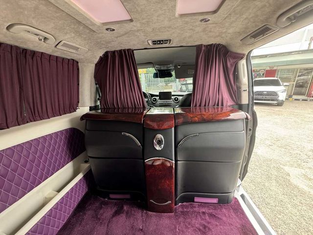 M-BENZ賓士 V250 D  第13張相片